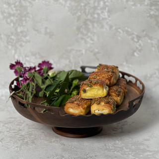شرینی خوری پایه دار و طرح دار